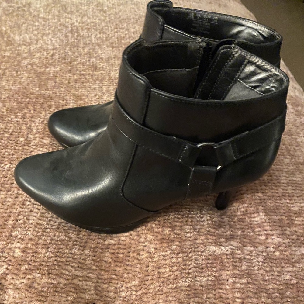 Women’s booties